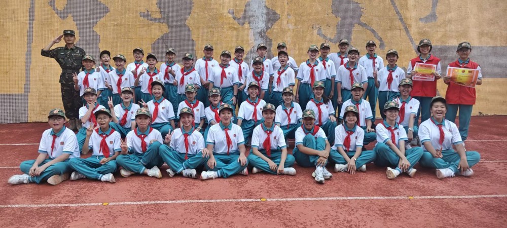 初一（8）班合照