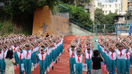 图26 手语操——《国家》